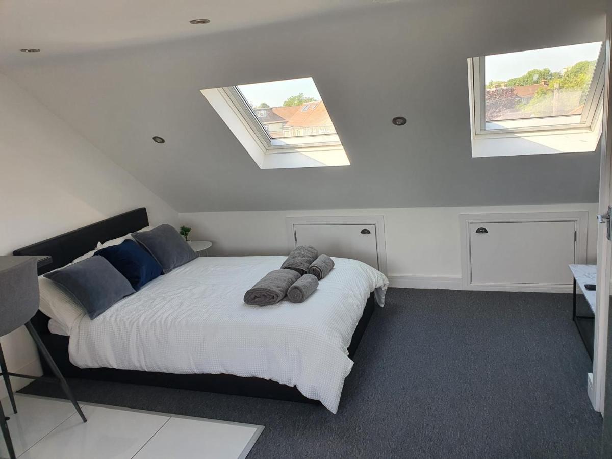 New Self Contained Flat,In Hayes, Free Parking Hotell Northolt  Eksteriør bilde